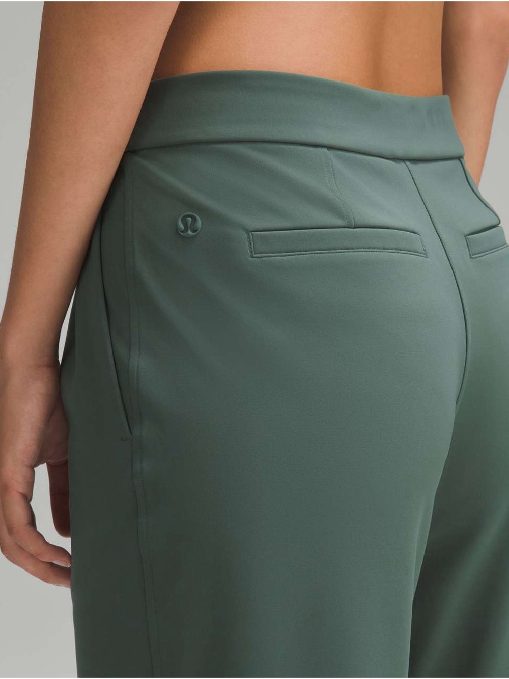 NWOT Lululemon Tapered-Leg Mid-Rise 7/8 Pant *Luxtreme in Dark Forest - Picture 2 of 10
